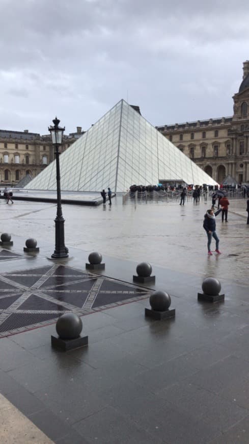 Lugar Museo del Louvre