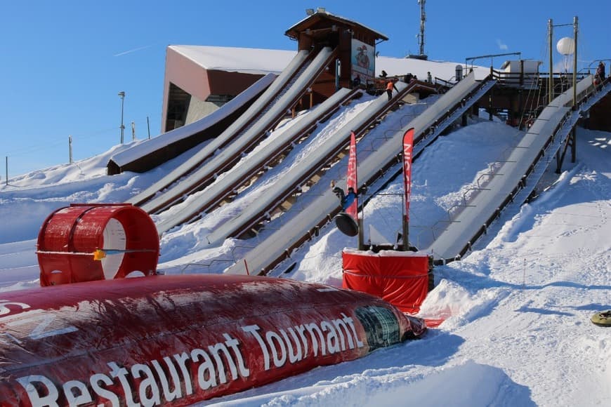 Lugar Tobogganing Park