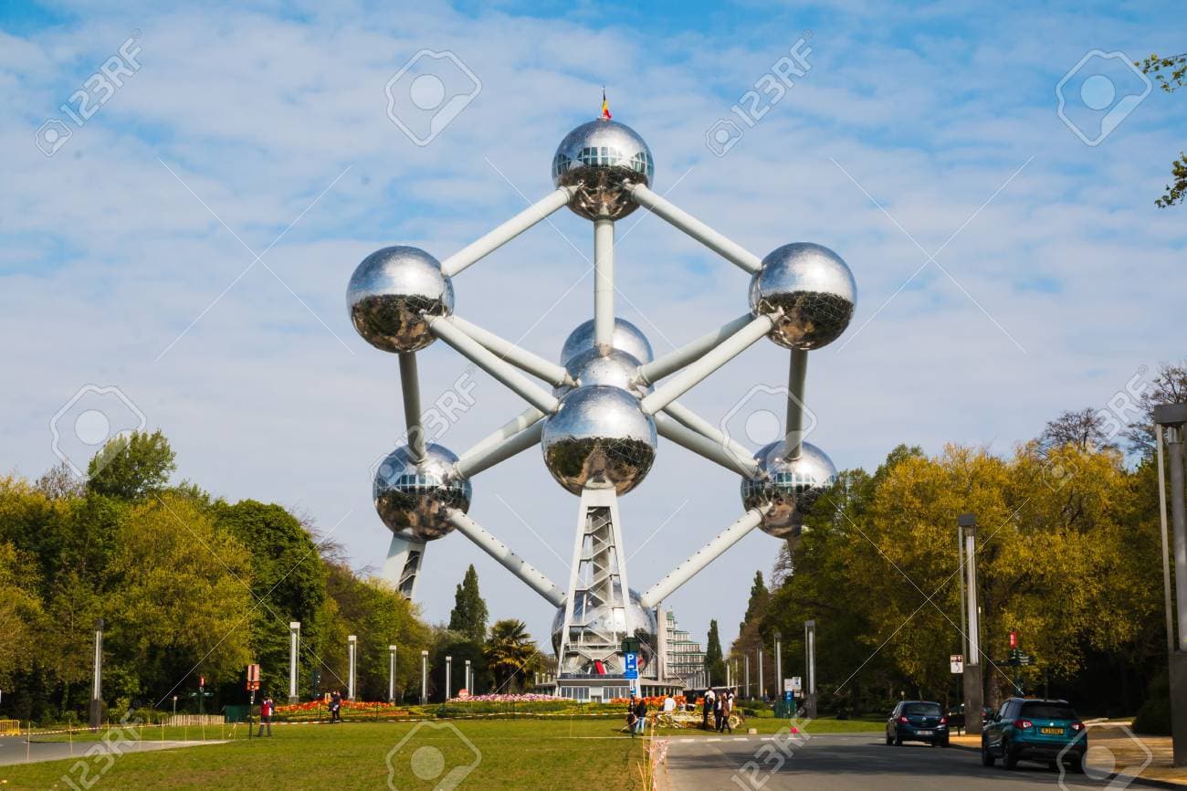 Lugar Atomium