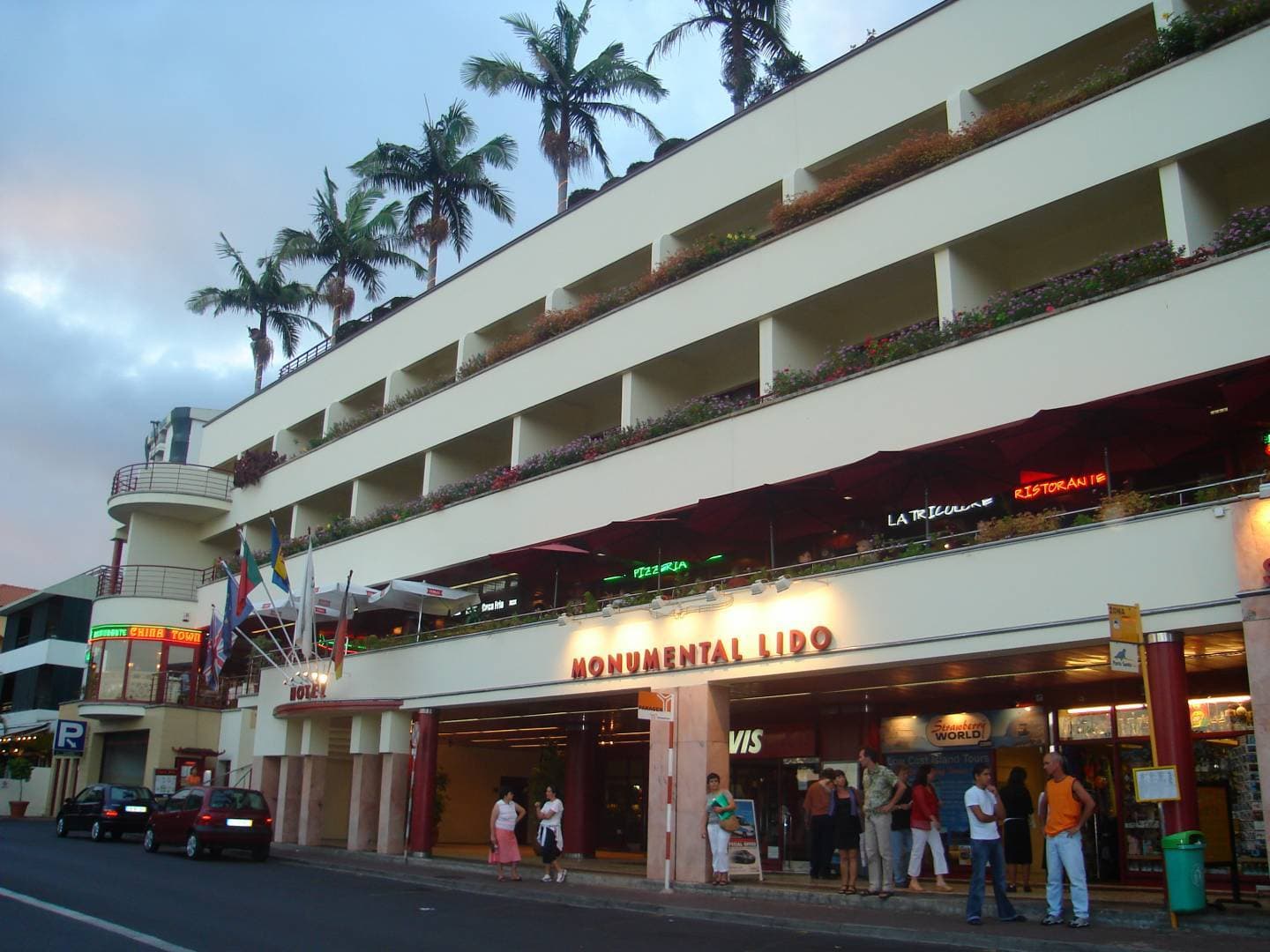 Place Centro Comercial Monumental Lido