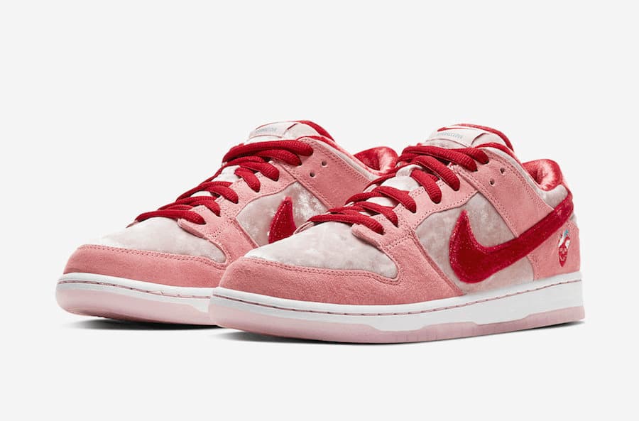 Product StrangeLove x Dunk Low SB 'Valentine's Day' 