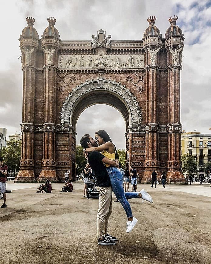 Lugar Arc de Triomf