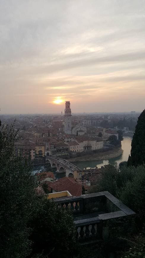 Lugar Castel San Pietro