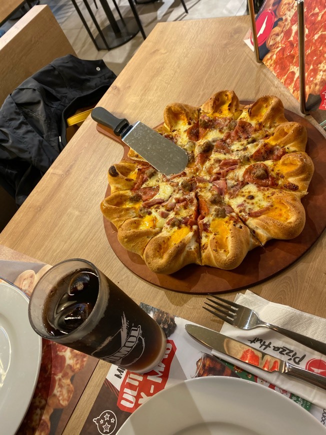 Restaurants Pizza Hut Alma Shopping