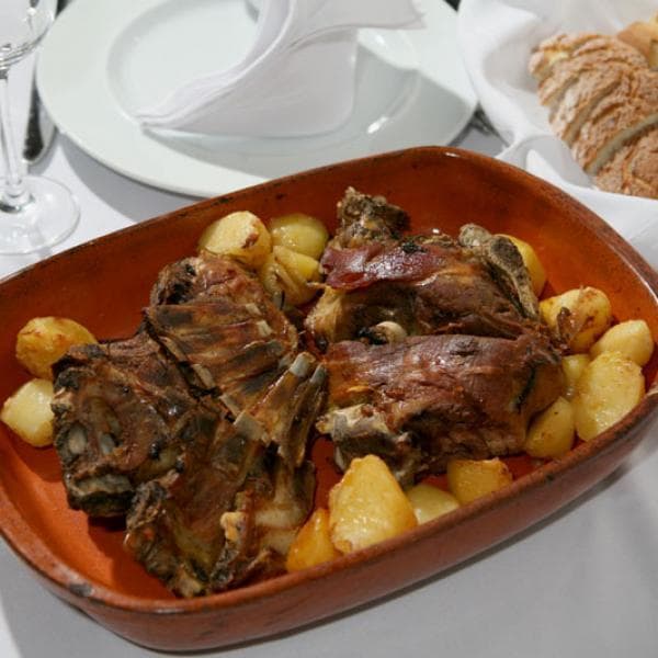 Product Cabrito assado 