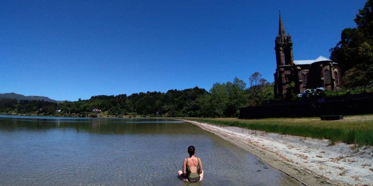 Place Furnas Lake