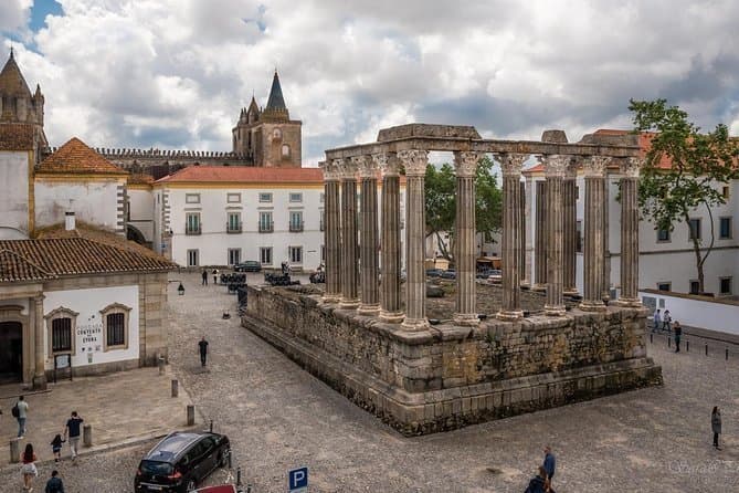 Place Évora