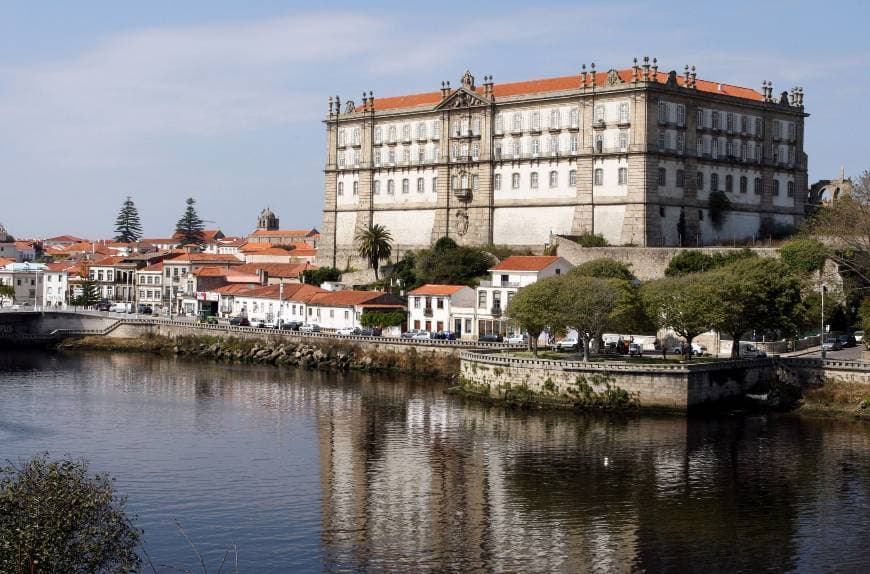 Place Mosteiro de Santa Clara