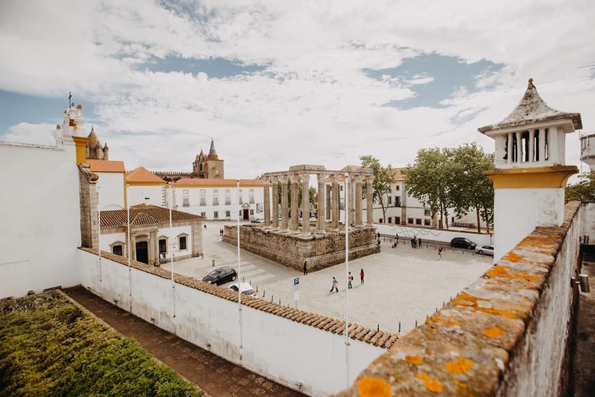 Place Évora