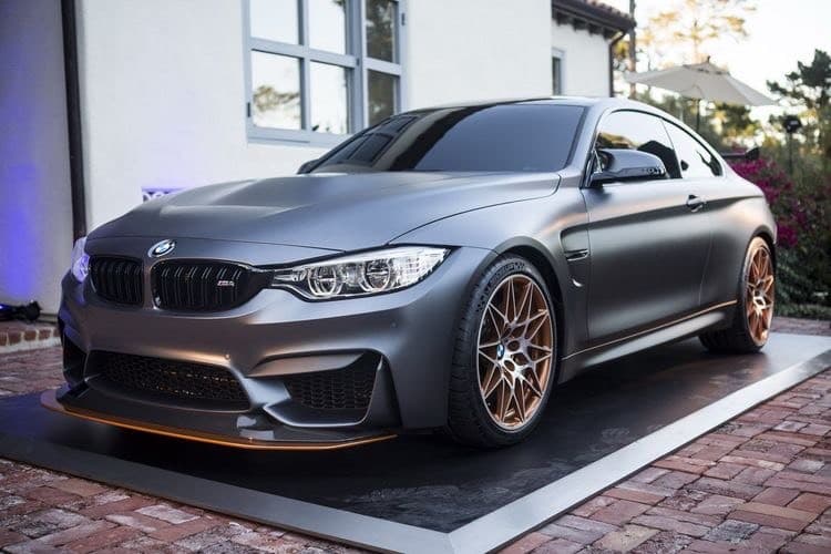 Moda BMW M4