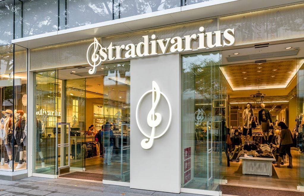 Moda Stradivarius 