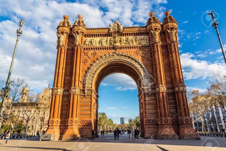 Place Arc de Triomf