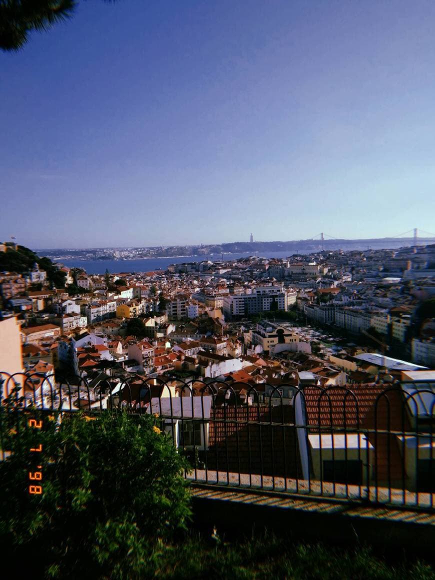 Place Miradouro da Nossa Senhora do Monte