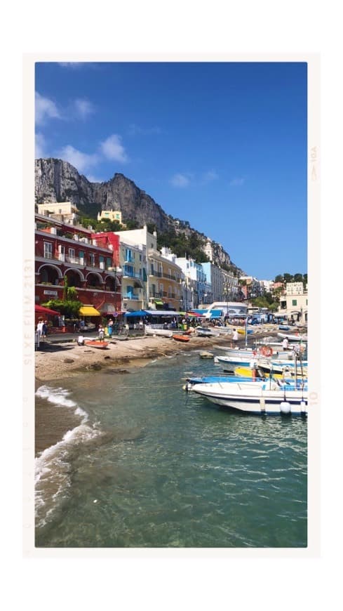 Lugar Capri