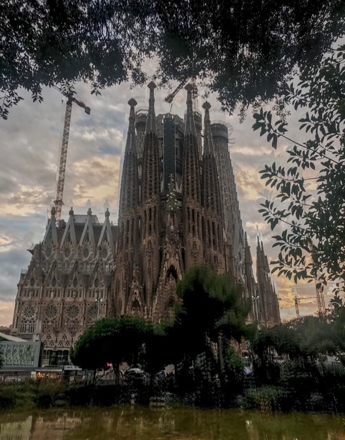 Lugar Basílica Sagrada Familia