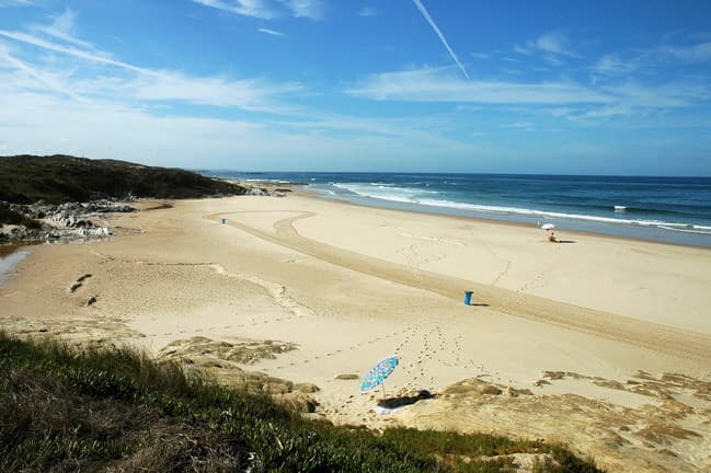 Lugar Praia da Vieirinha-Vale Figueiros