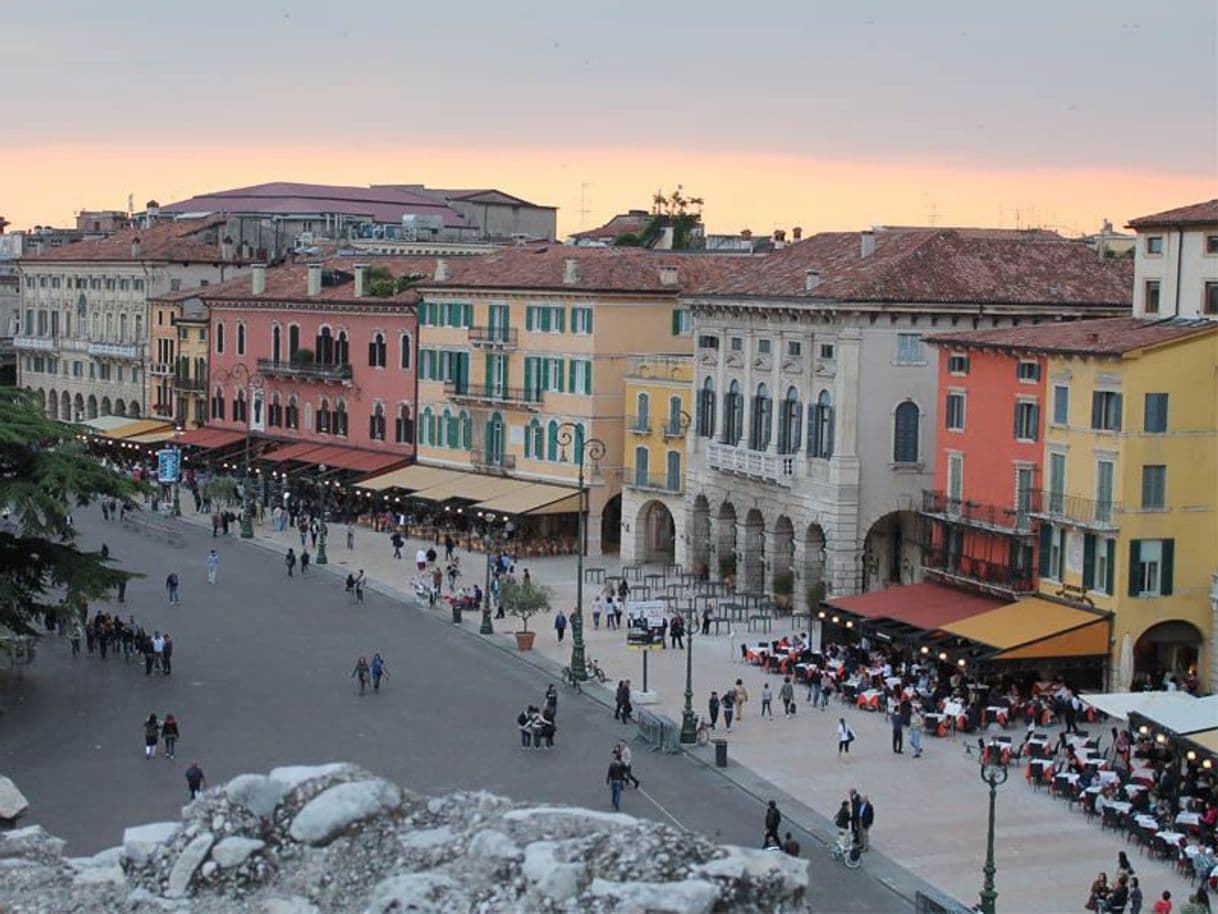 Place Piazza Bra