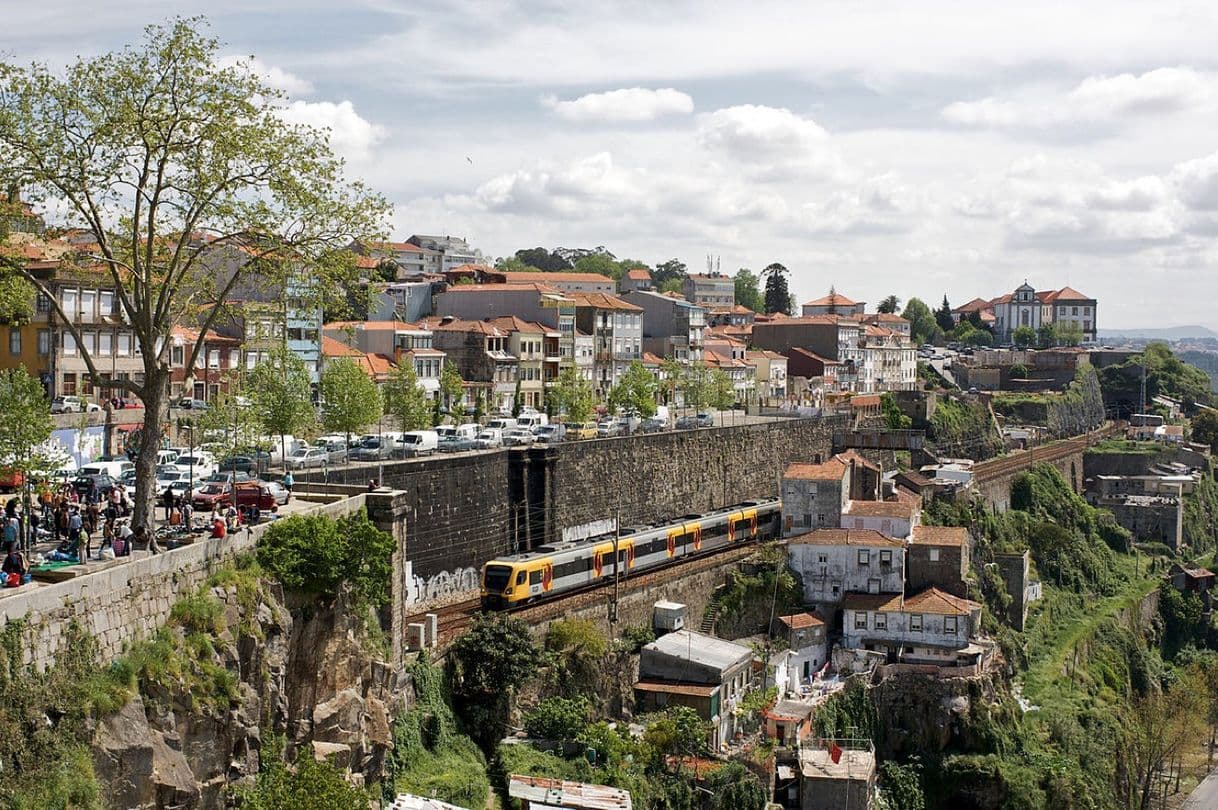 Lugar Fontaínhas 