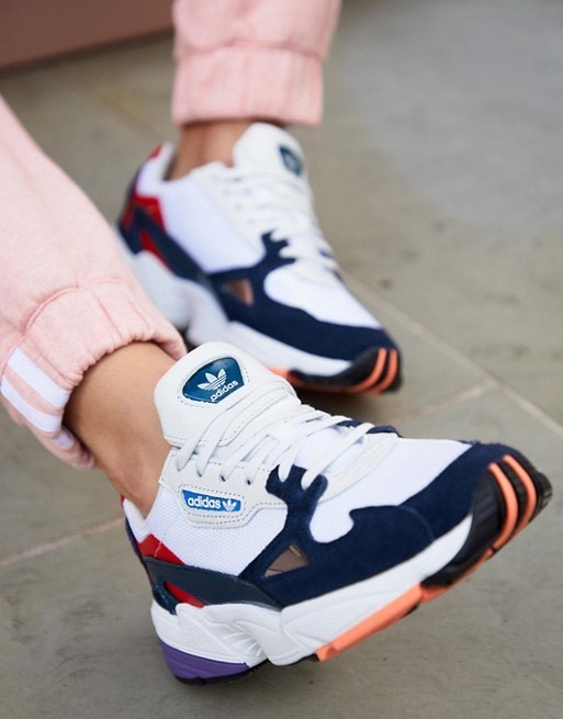 Fashion adidas Falcon W