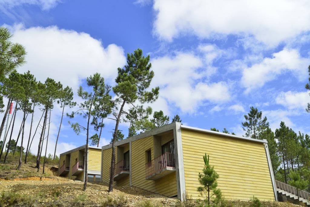 Lugar Casas do Almourão