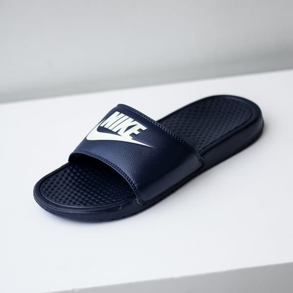 Product Nike Benassi