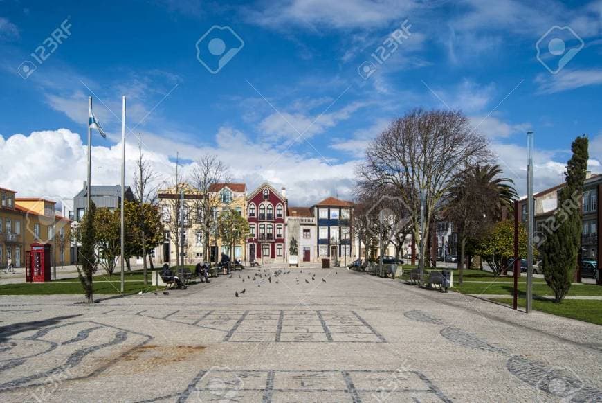 Place Praça do Almada