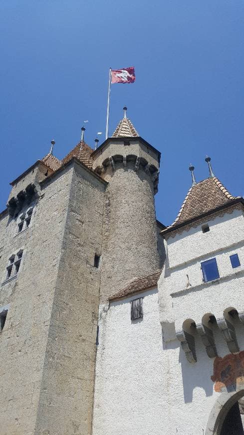 Place Château d’Aigle