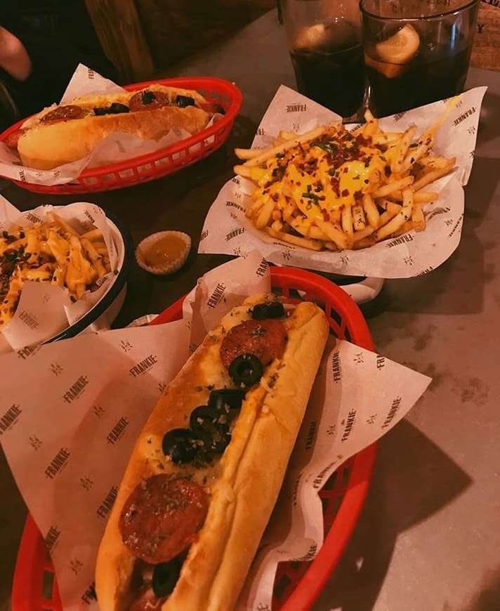 Restaurantes Frankie Hot Dog