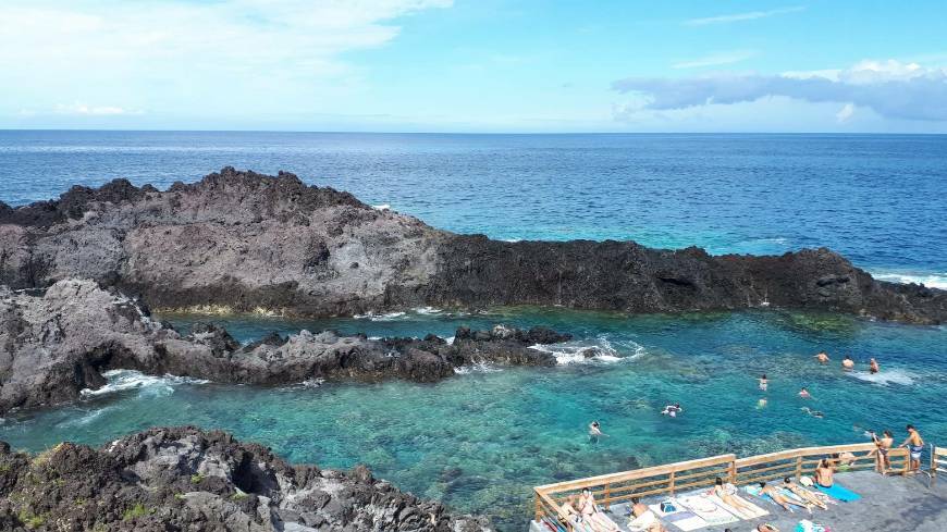 Lugar Piscinas naturais de Santa Cruz das Flores