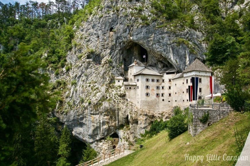 Lugar Predjama Castle