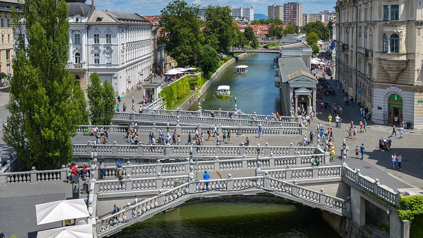 Lugar Triple bridge