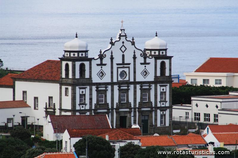 Lugar Igreja Matriz de Santa Cruz das Flores