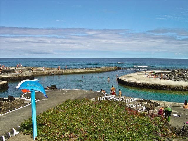 Place Piscinas Naturais de Porto Martins