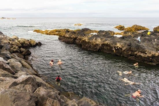 Place Ponta da Ferraria