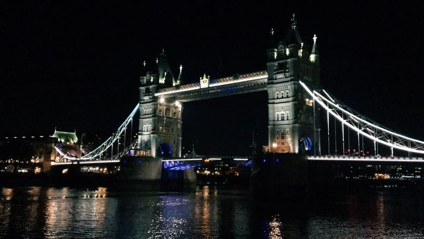 Place Tower Bridge