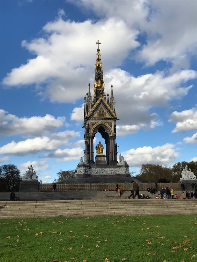 Place Kensington Gardens