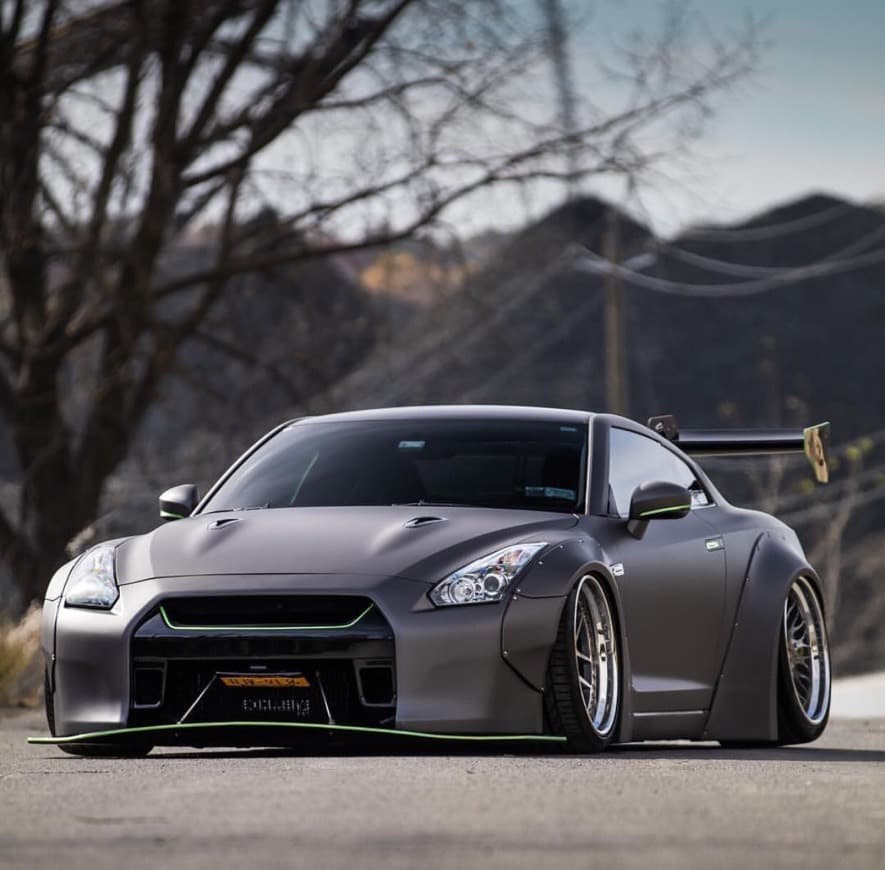 Moda Nissan Skyline GT-R35 07’