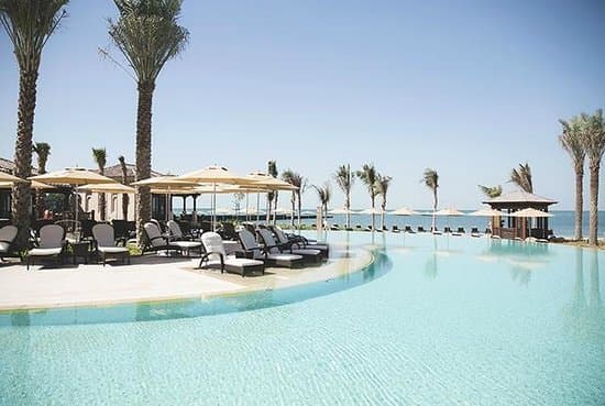 Place Four Seasons Resort Dubai at Jumeirah Beach