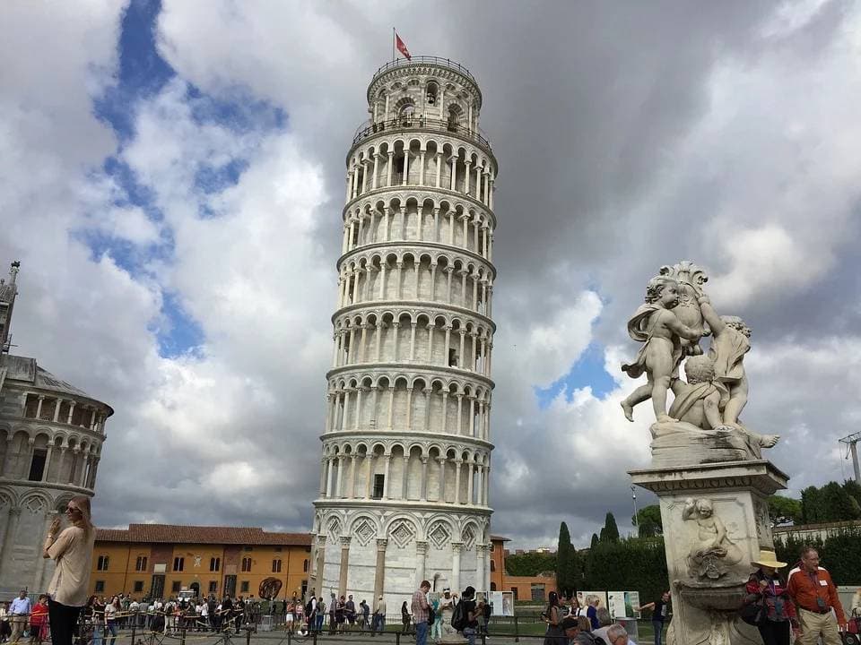 Place Torre de Pisa