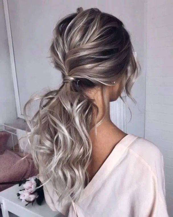 Fashion Messy Low Ponytail 