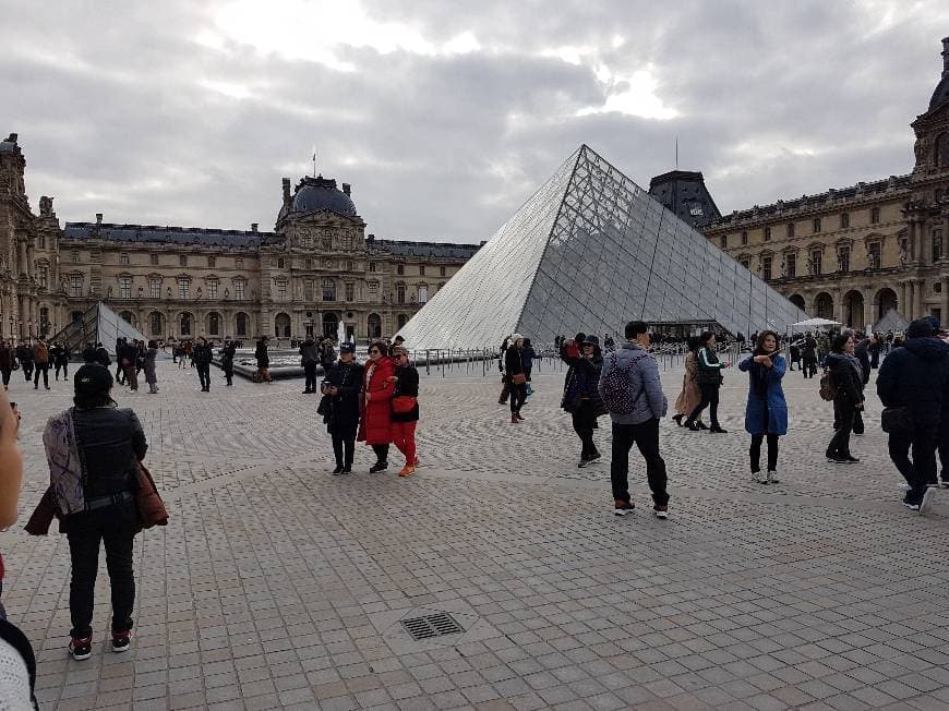 Lugar Museo del Louvre