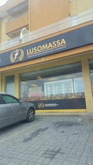 Restaurants Lusomassa V - Indústria De Panificação E Restauração, Lda.