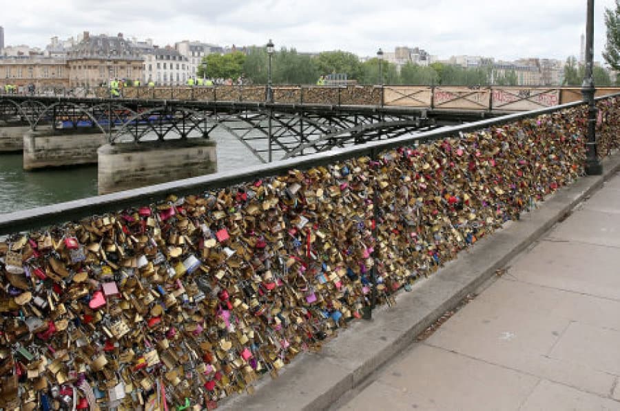 Place Puente de las Artes