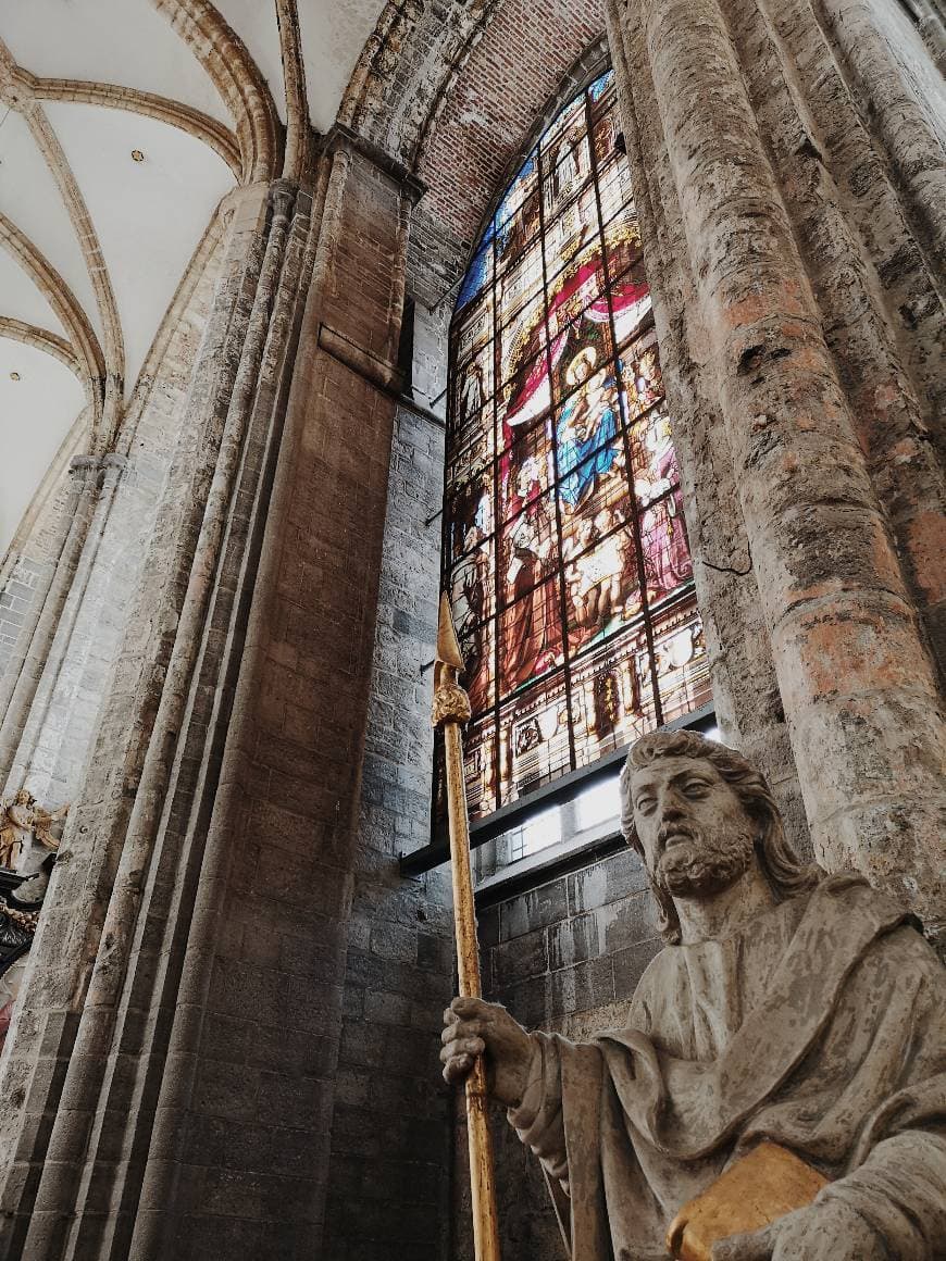 Place Iglesia de San Nicolás