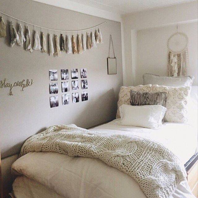 Moda White bedroom