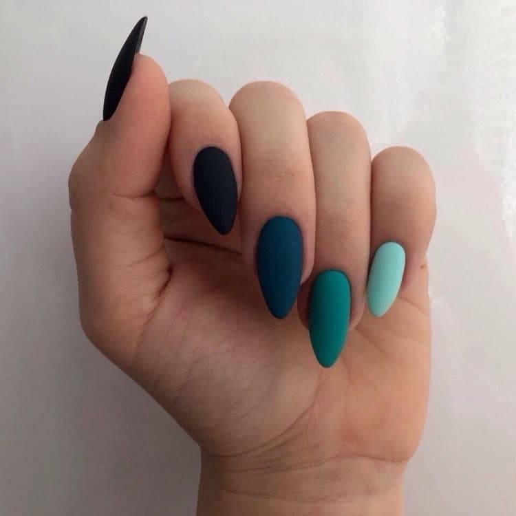 Moda Unhas - tons de verde