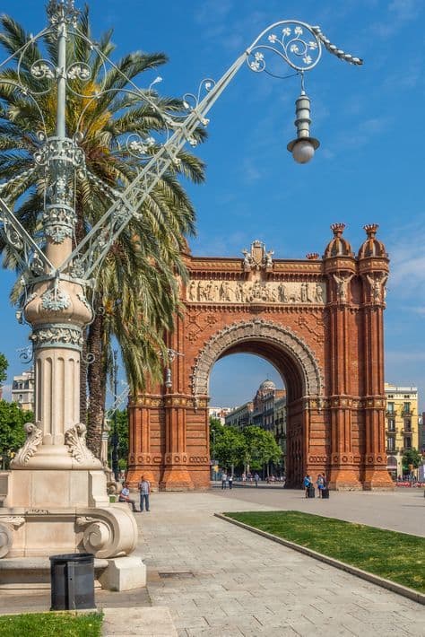 Lugar Arc de Triomf