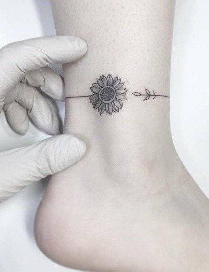 Moda Delicate tattoo