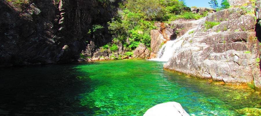 Lugar Cascata da Portela do Homem