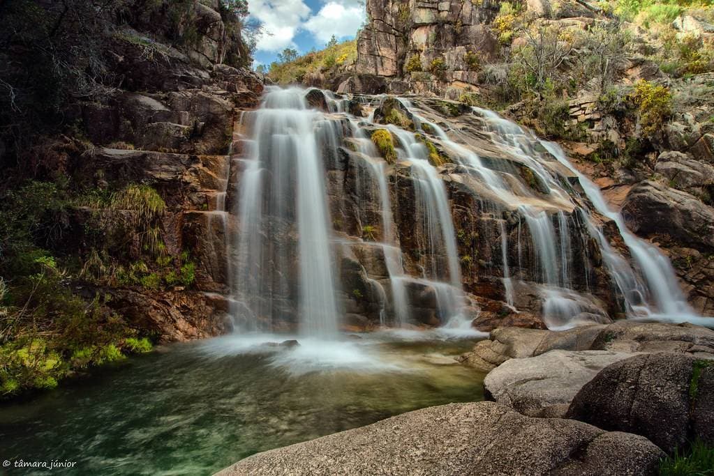 Lugar Cascata de Cela Cavalos